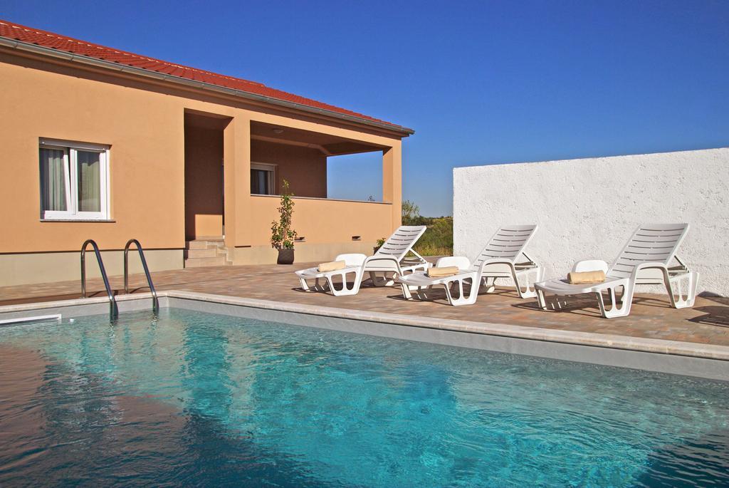 Holiday Home Luka Ζαντάρ Εξωτερικό φωτογραφία