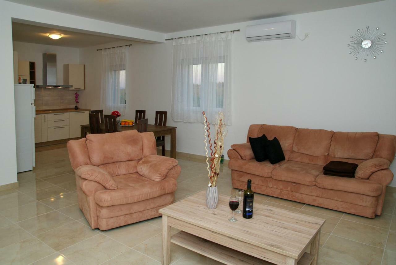 Holiday Home Luka Ζαντάρ Εξωτερικό φωτογραφία
