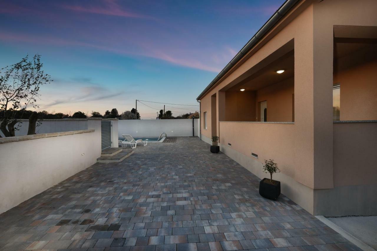 Holiday Home Luka Ζαντάρ Εξωτερικό φωτογραφία