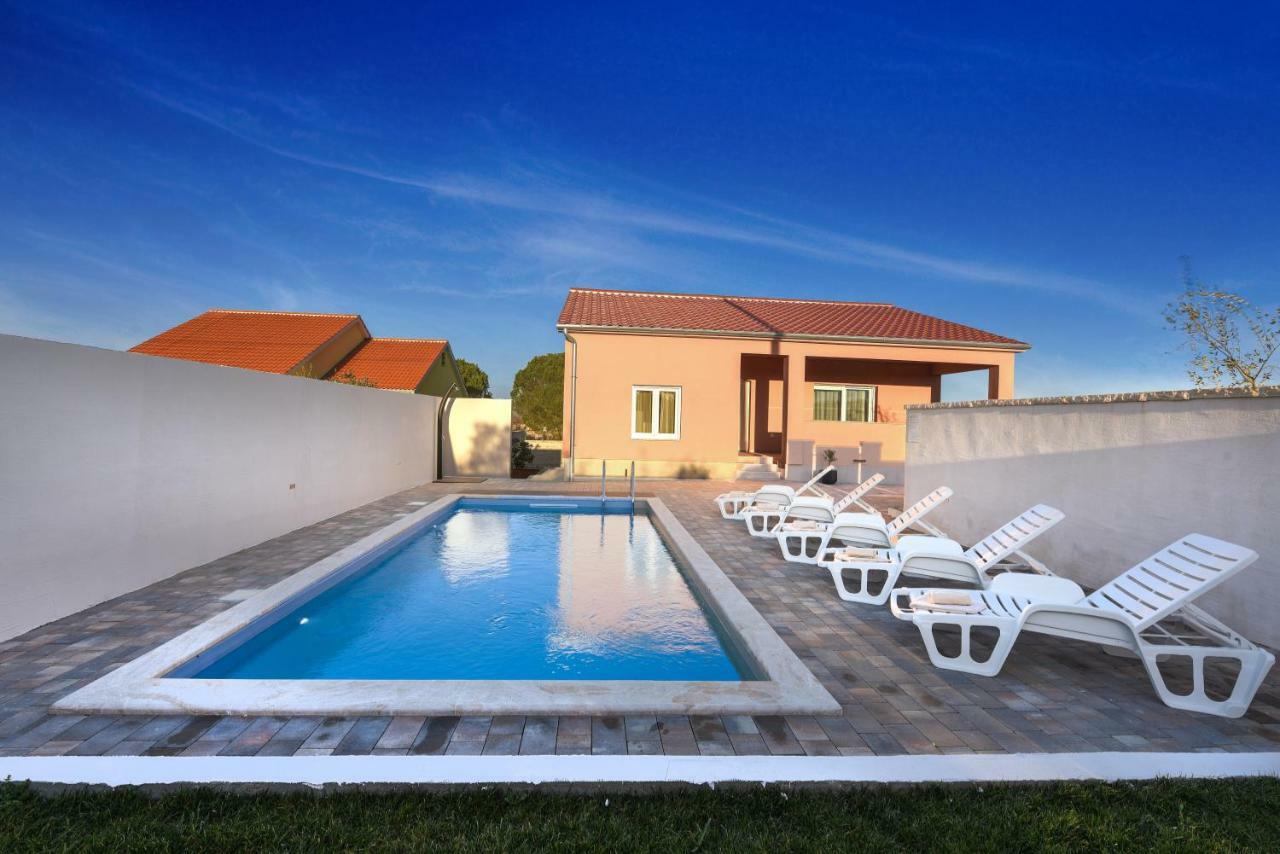 Holiday Home Luka Ζαντάρ Εξωτερικό φωτογραφία